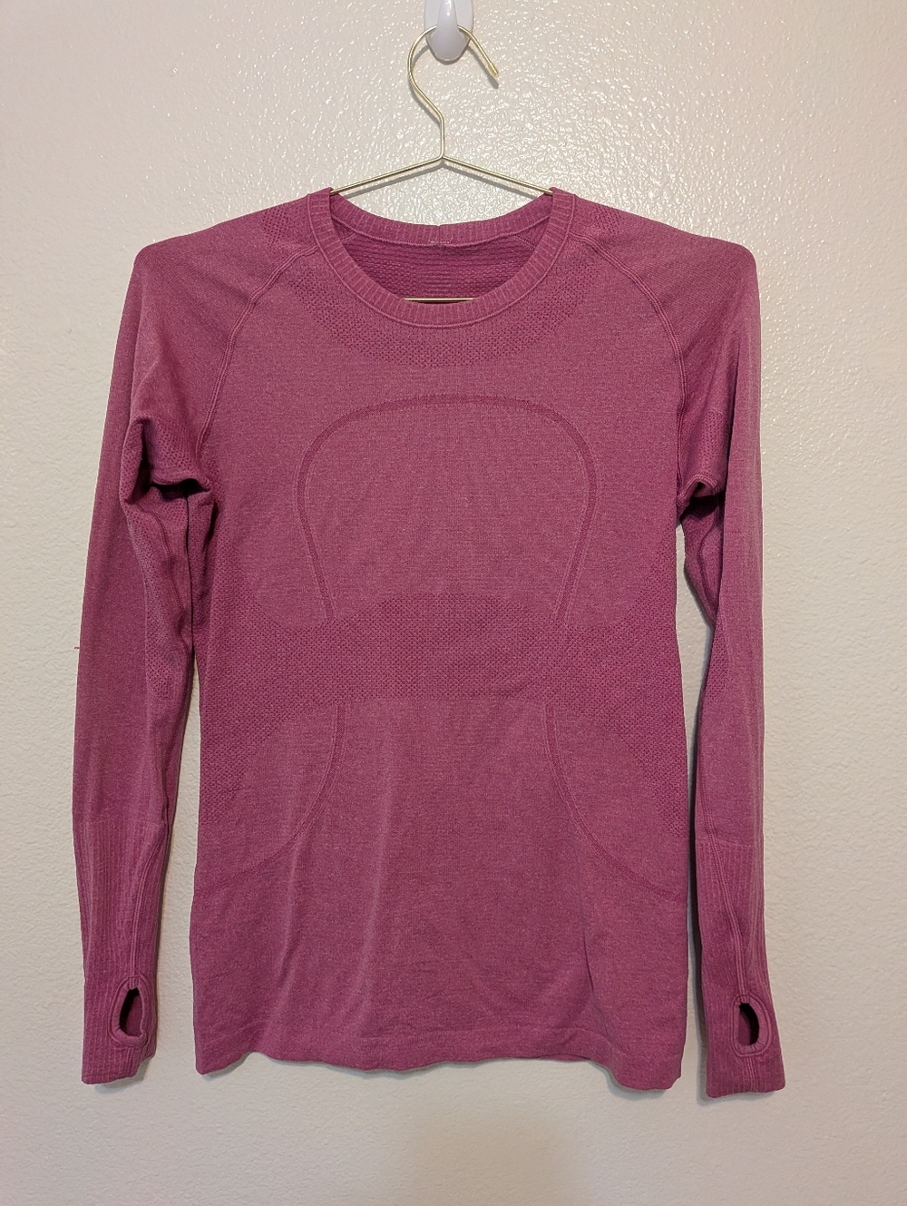 Lululemon Swiftly Tech Long Sleeve Pink